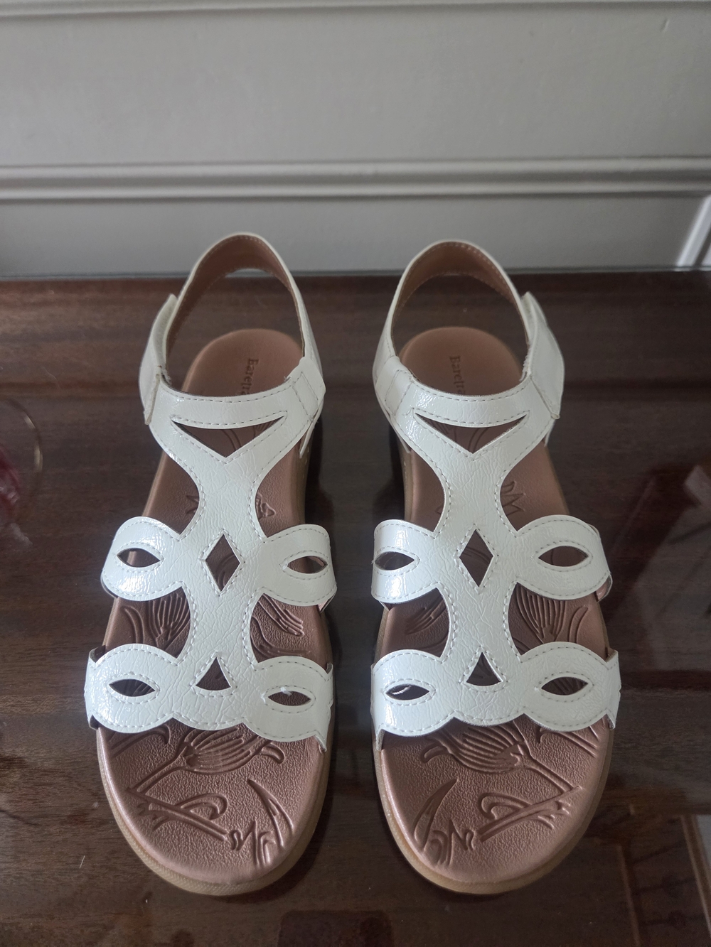 NWOT Baretraps White Women's Open-Toe Dress Sandals
